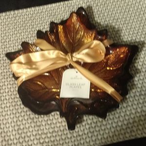 Hallmark Fall leaf dish set